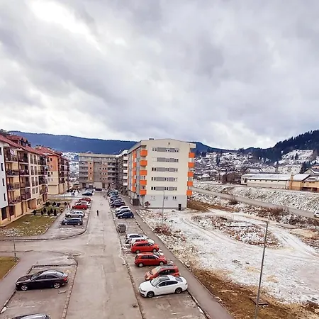 Stan Jovana 公寓 *