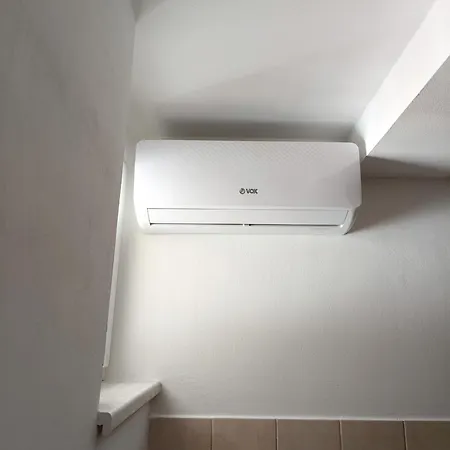 Stan Jovana * 帕莱